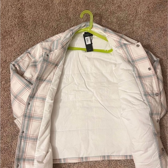 Good flannel for autumn -10 +10 , selling because don’t suit size - Picture 4 of 4